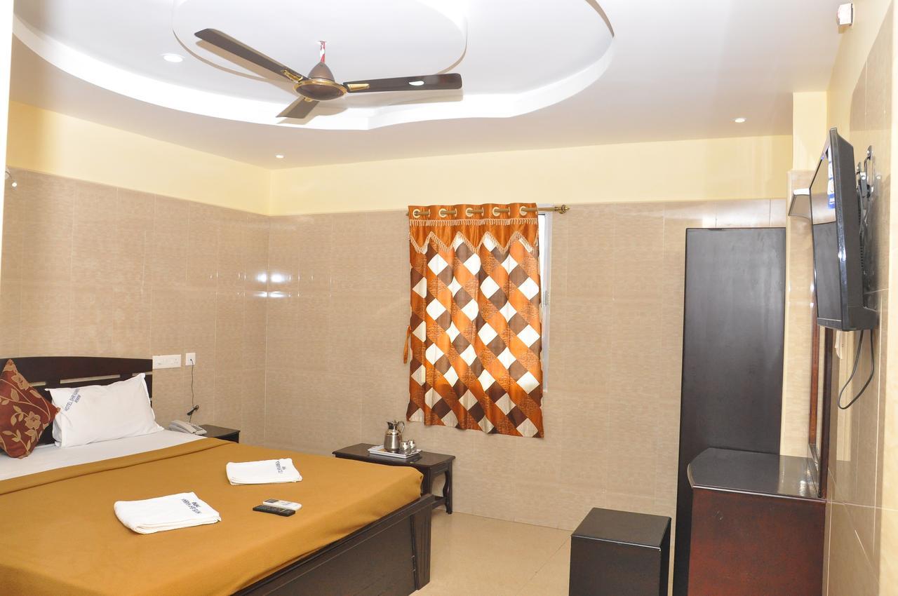 Hotel Shri Kannika Rāmeswaram Buitenkant foto